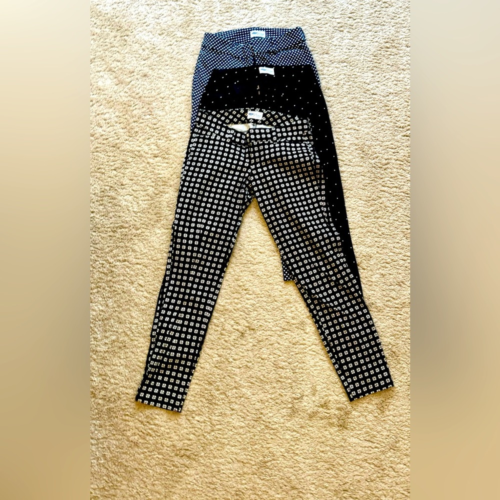 Old Navy Pixie Pants size 0 Petite. 3 pairs.